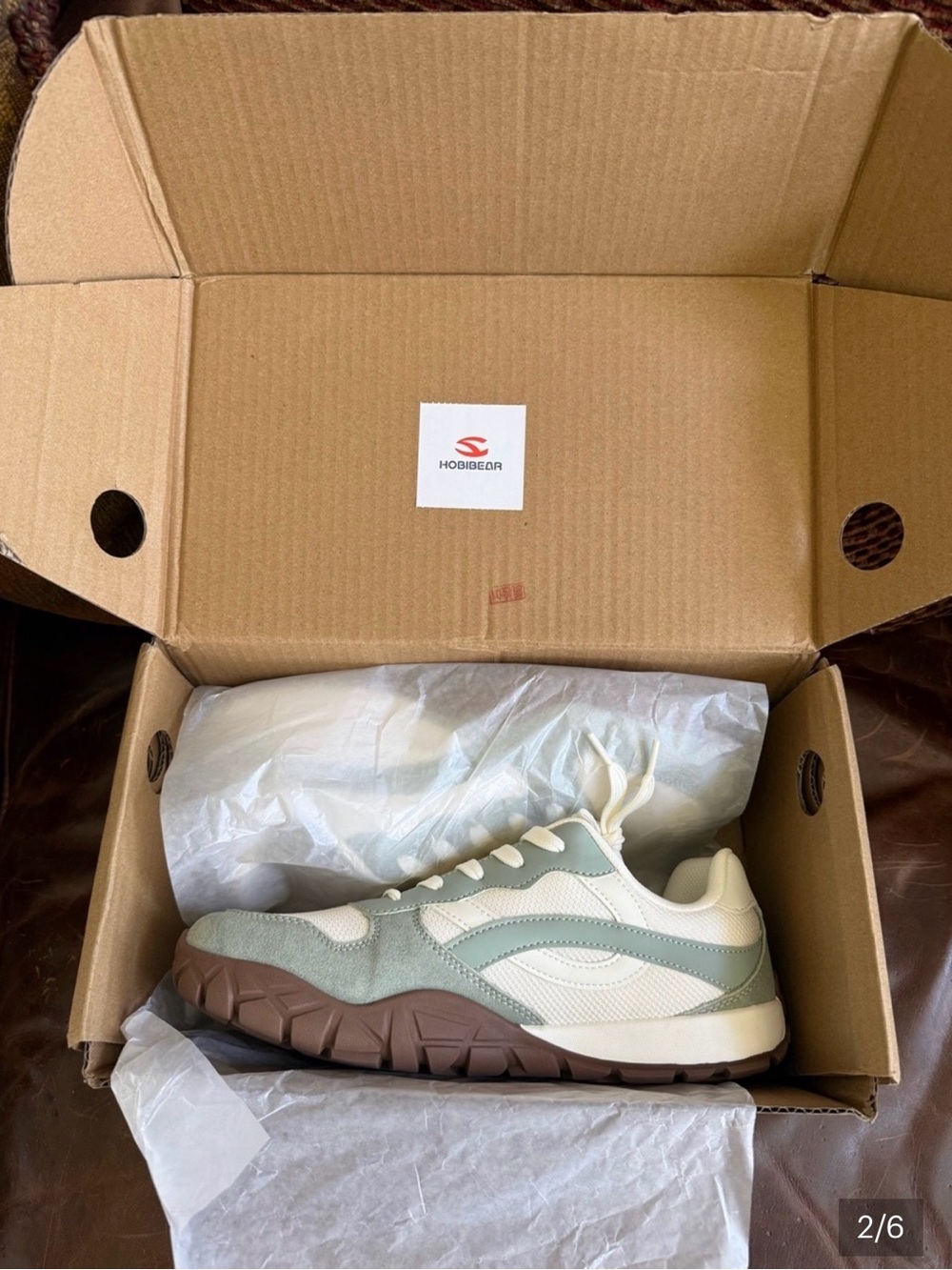 NIB Hobibear Men’s White and Sage Blue Casual Retro Lace-Up Sneakers